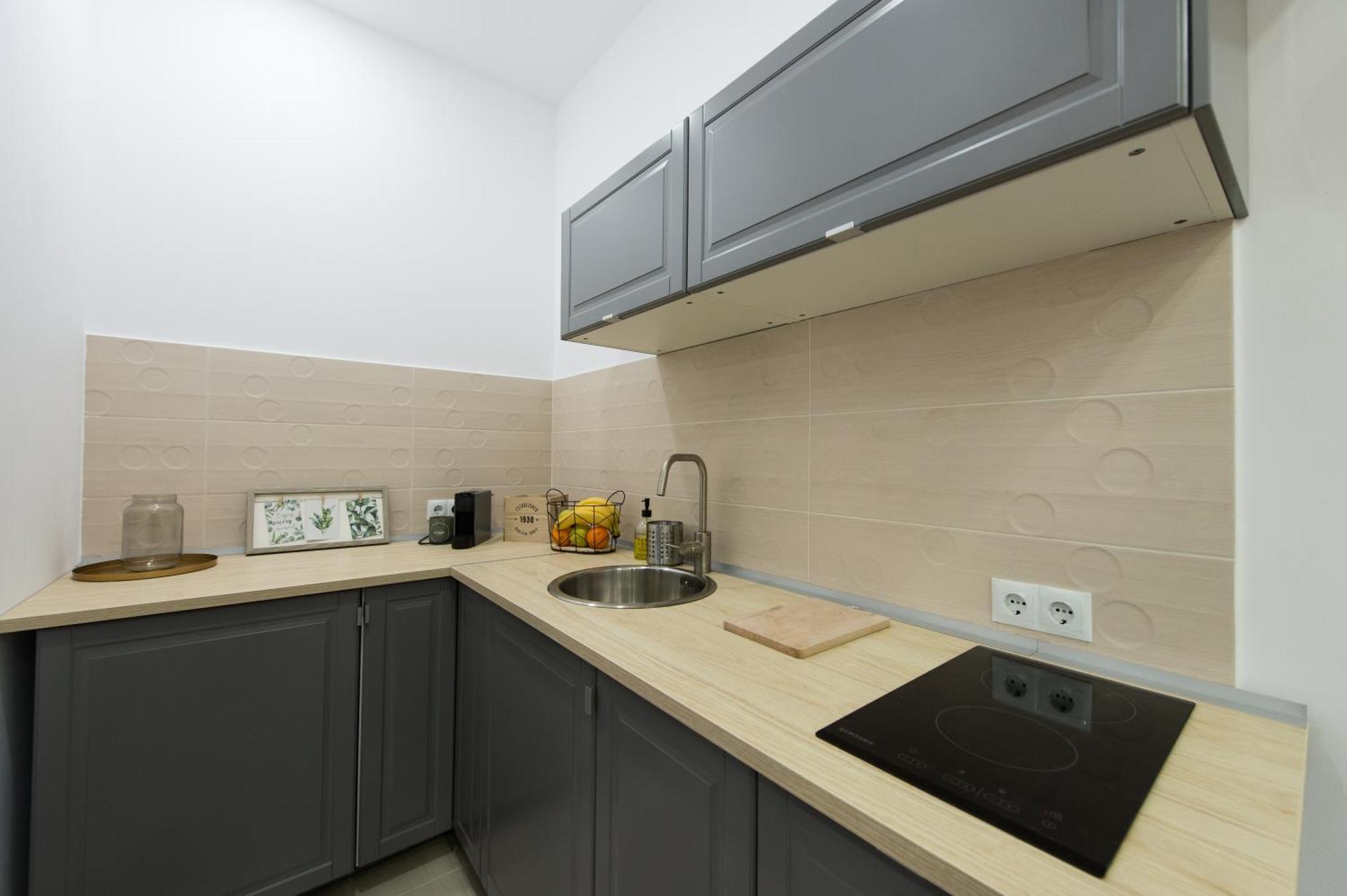 Appartement Gorgeous Brasov Flat With Patio And Mountain Views Extérieur photo