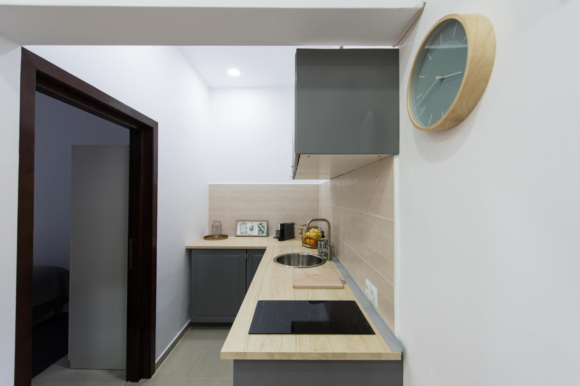 Appartement Gorgeous Brasov Flat With Patio And Mountain Views Extérieur photo