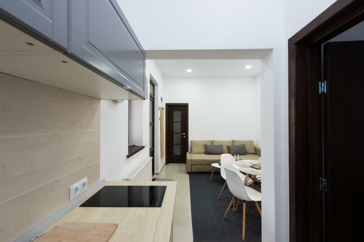 Appartement Gorgeous Brasov Flat With Patio And Mountain Views Extérieur photo